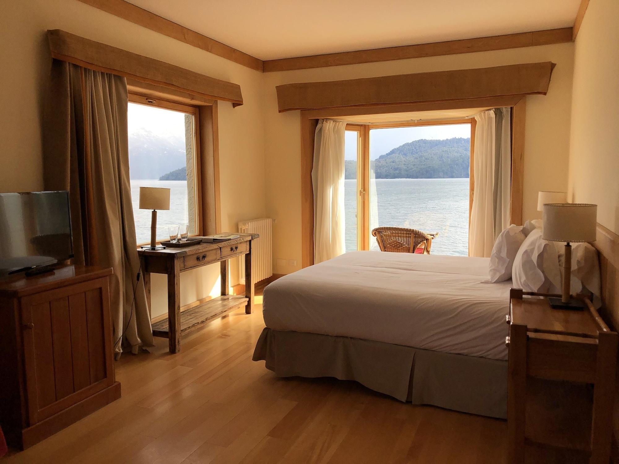 Correntoso Lake & River Hotel Villa La Angostura Extérieur photo